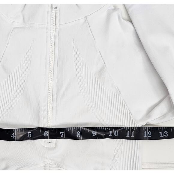 Joja Exhale White Cropped 1/2 Zip Textured Long Sleeve Pullover Size S NWOT - Picture 11 of 13